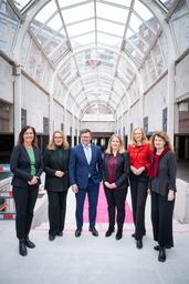 Gruppenfoto in Dreispitzpassage