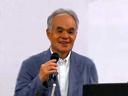 岩手県立病院 名誉院長 望月 泉 先生