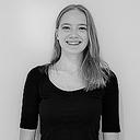 alumni_Dujmovits Alumna Teresa Dujmovits