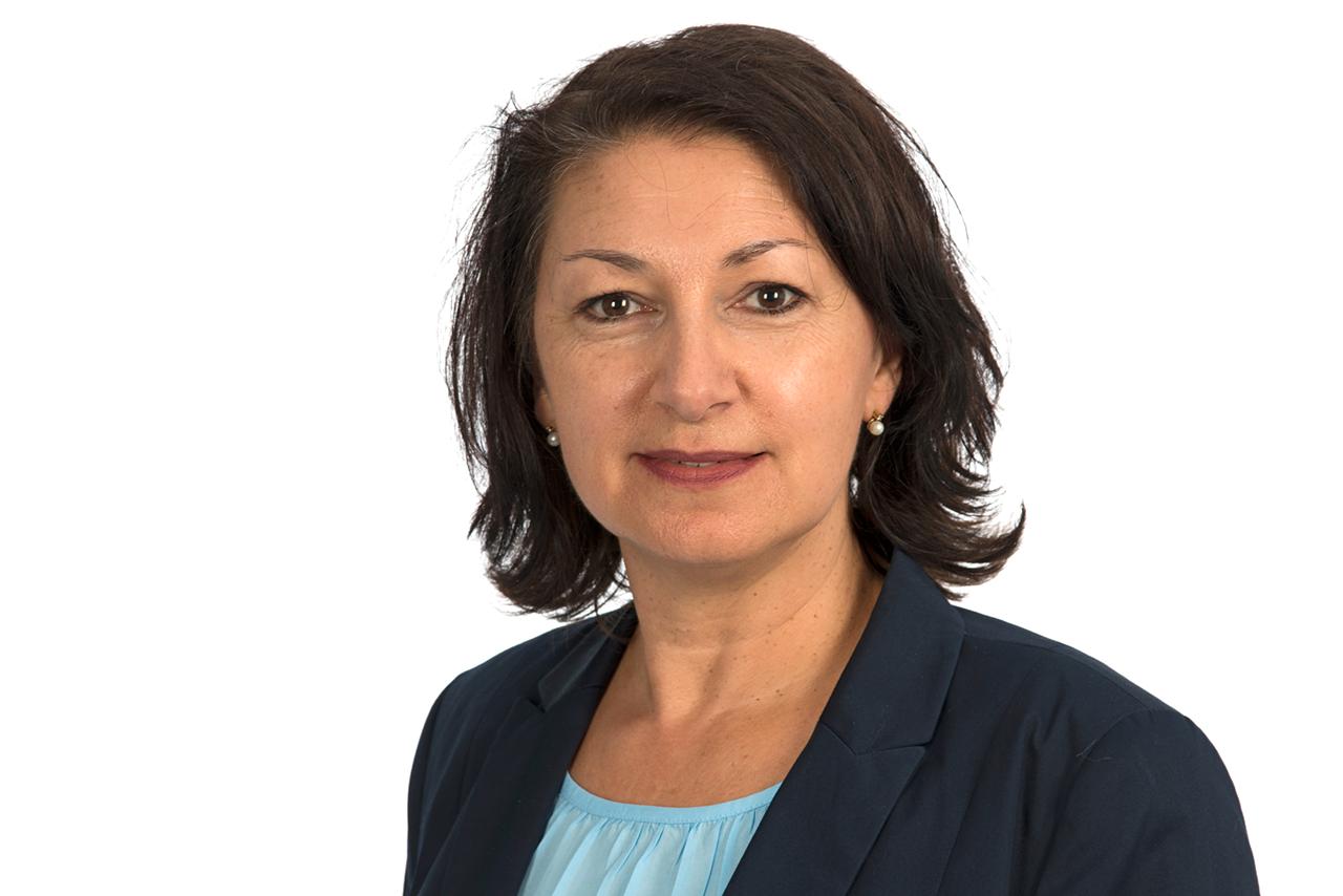 Bettina De Mattia Bettina De Mattia, Dipl. Pflegewirtin (FH), Pflegebereichsleiterin Dr. Von Haunersches Kinderspital