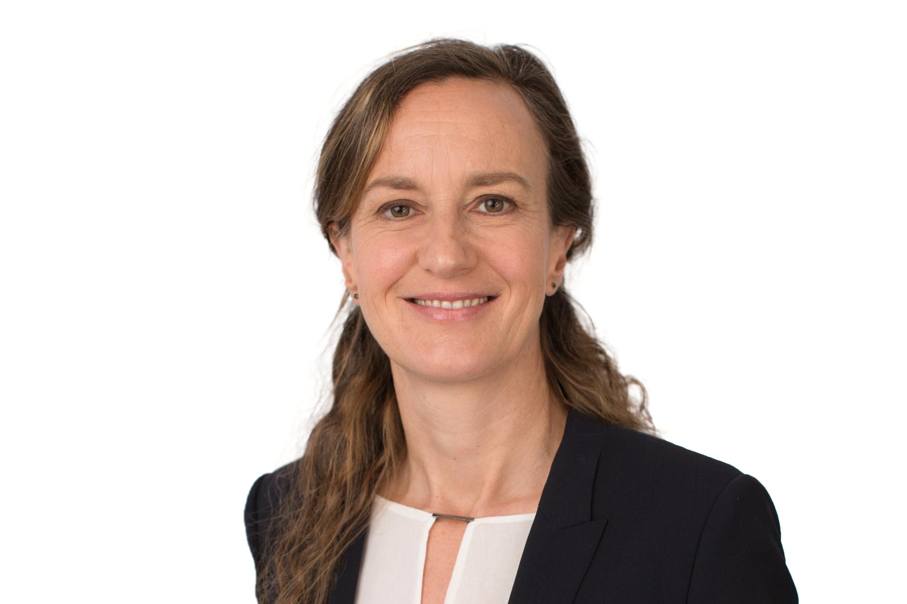 Dr. Dr. Vera Pederson