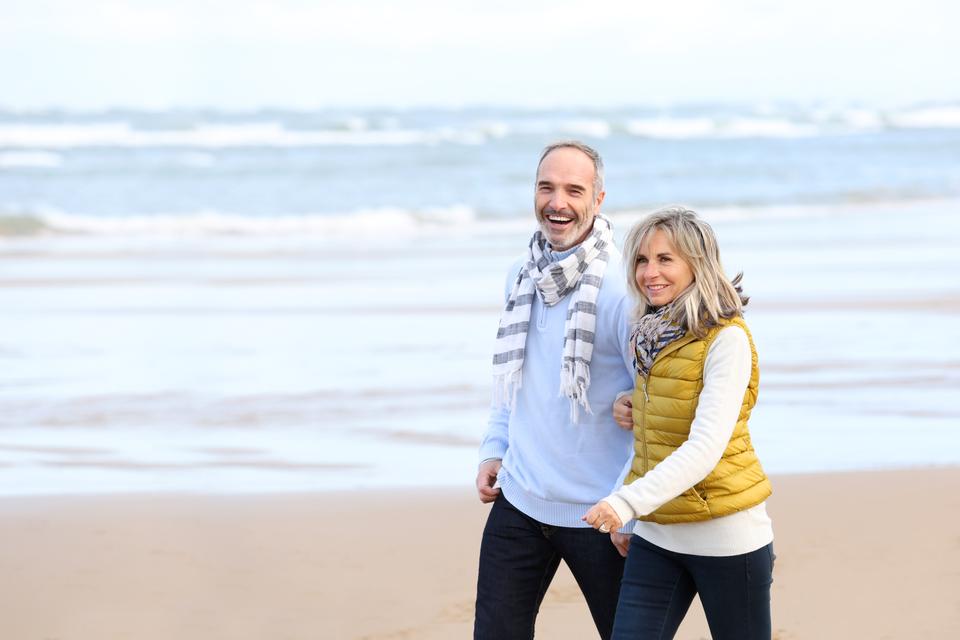 ©jigsaw on shutterstock Senior Couple ©jigsaw on shutterstock
