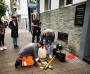 Verlegung eines Stolpersteins