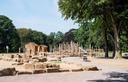 Großer Spielplatz mit Wasserstellen im Krefelder Stadtwald