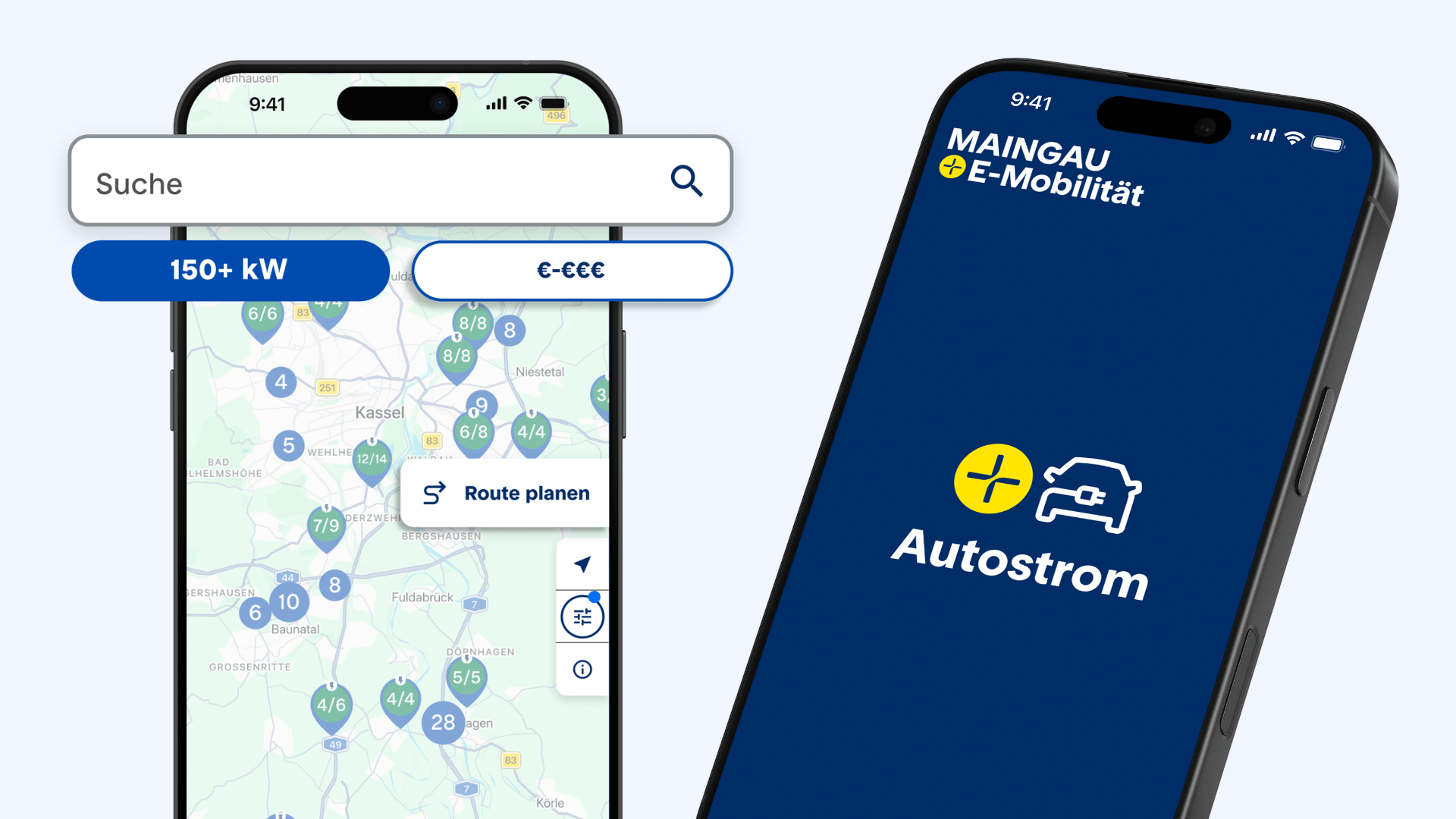 Auf zwei Smartphone-Bildschirmen wird die MAINGAU Autostrom App angezeigt. Der linke Bildschirm zeigt die Filterfunktionen in der Kartenansicht. Die Suche, die Filtermöglichkeit nach kWh und nach Preiskategorien sowie die Funktion zum Route planen sind hervorgehoben. Der rechte Bildschirm zeigt das Logo der MAINGAU Autostrom App.