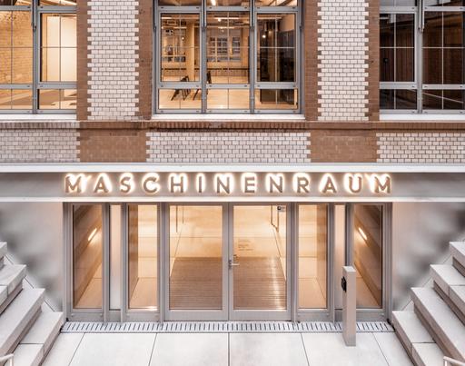 The image shows the building of the Maschinenraum in Berlin