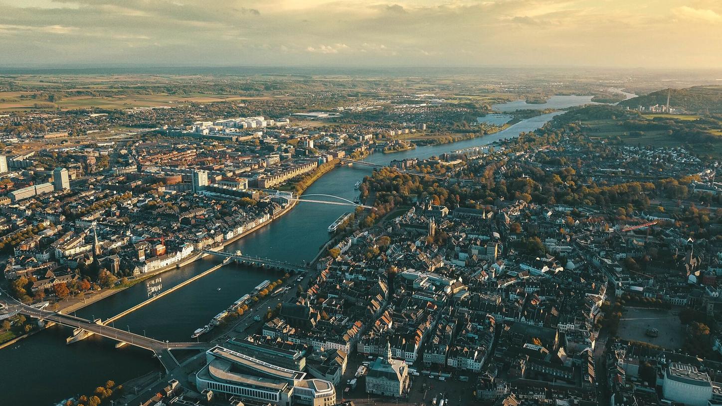 Maastricht city overview