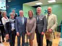 Gruppenfoto von fünf Personen auf der EXPO Real
