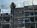 Abschluss der Rohbauarbeiten: Die BImA als Bauherrin und Eigentümerin feiert Richtfest für das neue Wohngebäude in Konstanz-Petershausen.