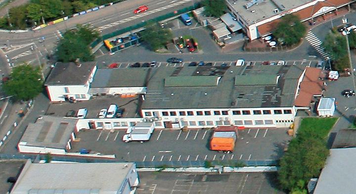 Warenhaus Czernyring 14