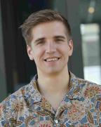 Porträtfoto von Prof. Dr. Alex J. Plajer