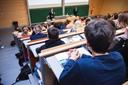Hochschulinformationstag der Uni Bayreuth Schülerinnen und Schüler beim Hochschulinformationstag der Uni Bayreuth.