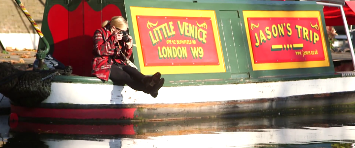 Boot auf
Themse-Kanal