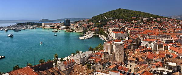 Flugziel Split -
  der Hafen der kroatischen Adria-Stadt

 





