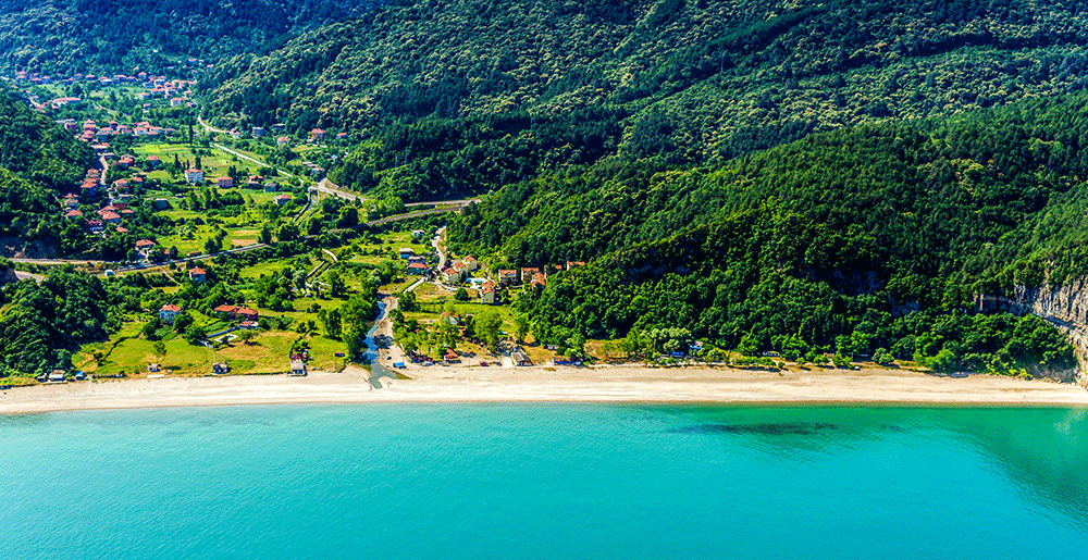Strand bei Zonguldak in der Türkei.