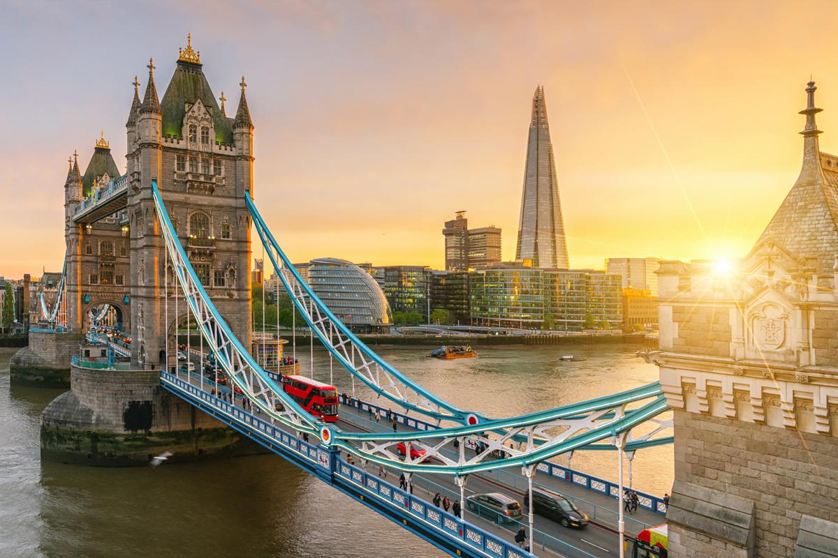 Die Tower Bridge im Sonnenuntergang