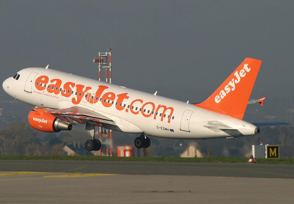 Airbus A319 von
  easyJet beim Start

 






