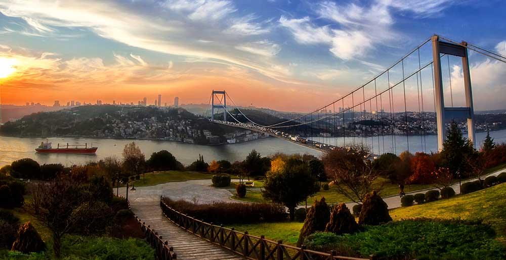 Bosporus Brücke in Istanbul, Türkei