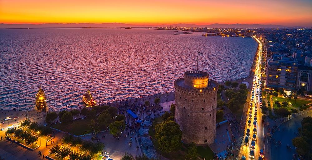 Weißer Turm in Thessaloniki bei Sonnenaufgang