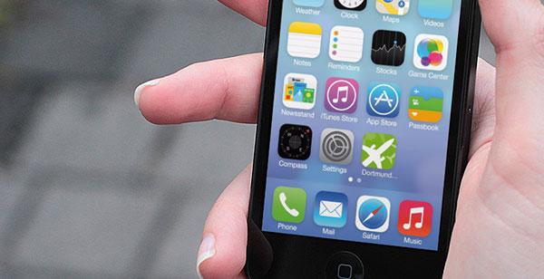 iPhone Nutzerin hat Dortmund Airport als Lesezeichen hinterlegt
