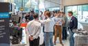 Fachleute aus der Zerspantechnik bei der Ausstelung des Cutting Day 2026 an der Uni Bayreuth