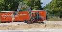 Aufbau des Sandstrands am Rondell der Uni Bayreuth für das Summerfeeling 2026