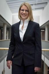 Dr. Nicole Kaiser