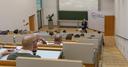 Foto von Menschen in einem Uni-Hörsaal