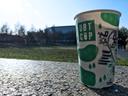 Auch die Mensa achtet auf Nachaltigkeit: Den Kaffee gibt's im Mehrweg-Becher.