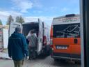 Ukrainehilfe: Autos werden beladen