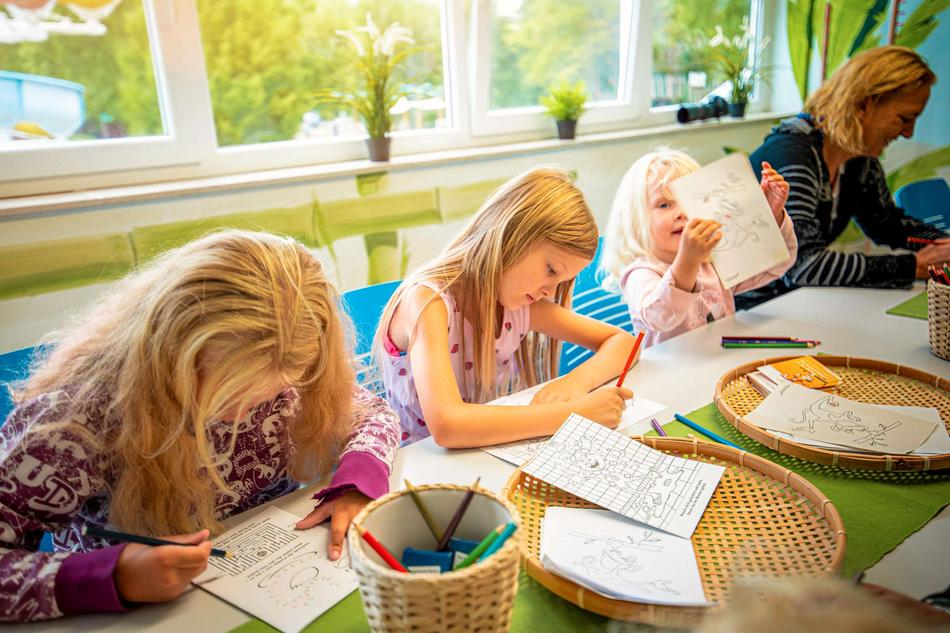 Dschungelartiger Rückzugsraum zum Malen und Spielen