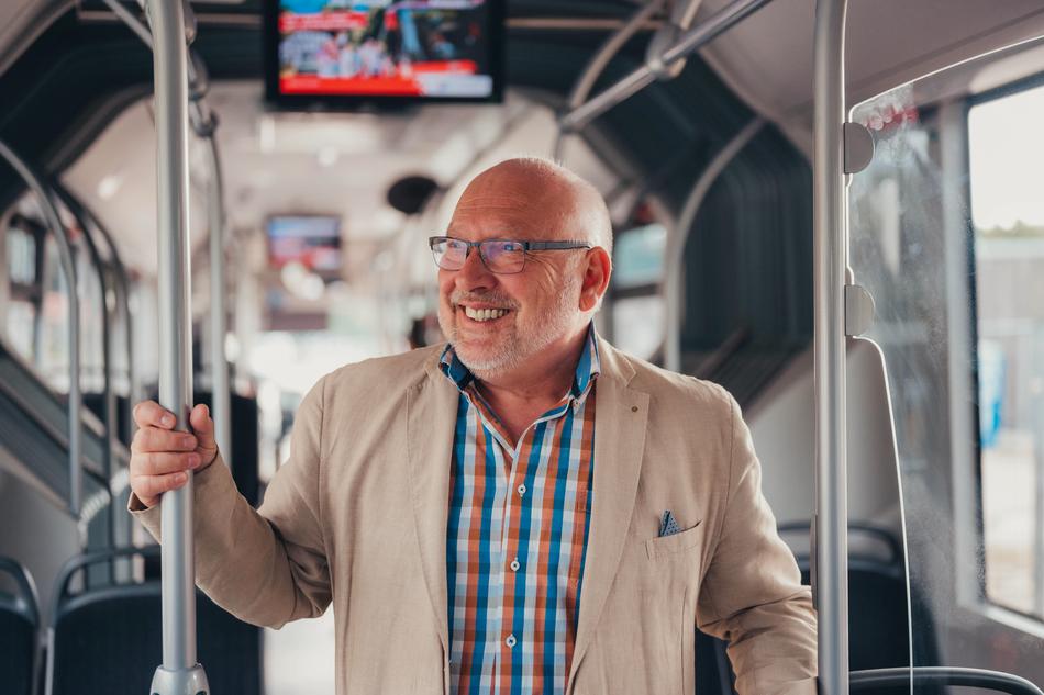 Kunde im Bus der VOS