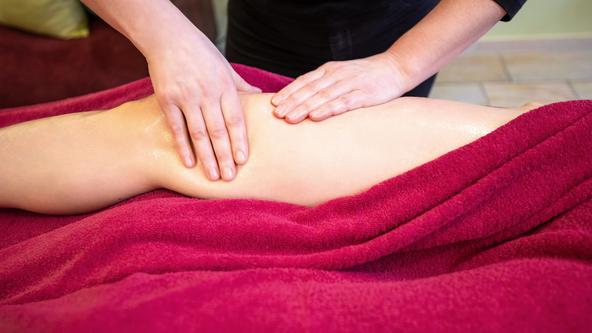 Entspannungsmassage Beine & Rücken im Spa & Beuty