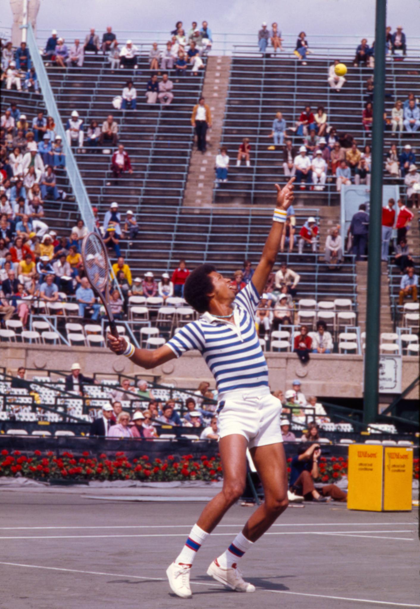 thumbnail image 2 of Vintage 1975 Sports Illustrated Magazine – Arthur Ashe Cover (Tennis Legend) 2 of 5