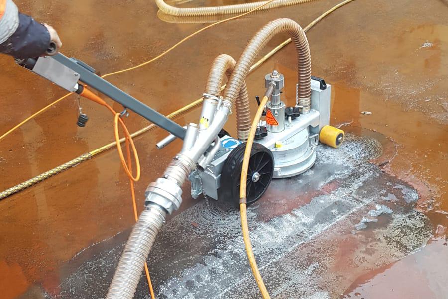 Entrosten Schiffsreinigung