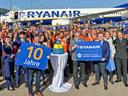 Feier des Ryanair Jubiläums auf dem Vorfeld.