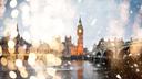 London - Big Ben und Westminster Bridge im Winter mit Lichtern