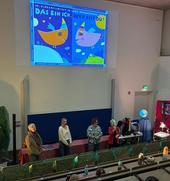 Eröffnung 30. Kinderfilmfest vier Personen sprechen im Hörsaal