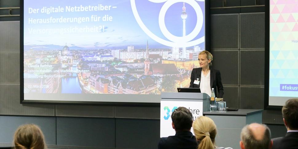 COCO, Veranstaltung, 30 Jahre FOKUS, Jubiläum Konferenz 2018 Claudia Rathfux Stromnetz Berlin, 970/485 COCO, Veranstaltung, 30 Jahre FOKUS, Jubiläum Konferenz 2018 Claudia Rathfux Stromnetz Berlin